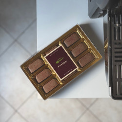 BLONDES GIANDUIOTTI WITH...